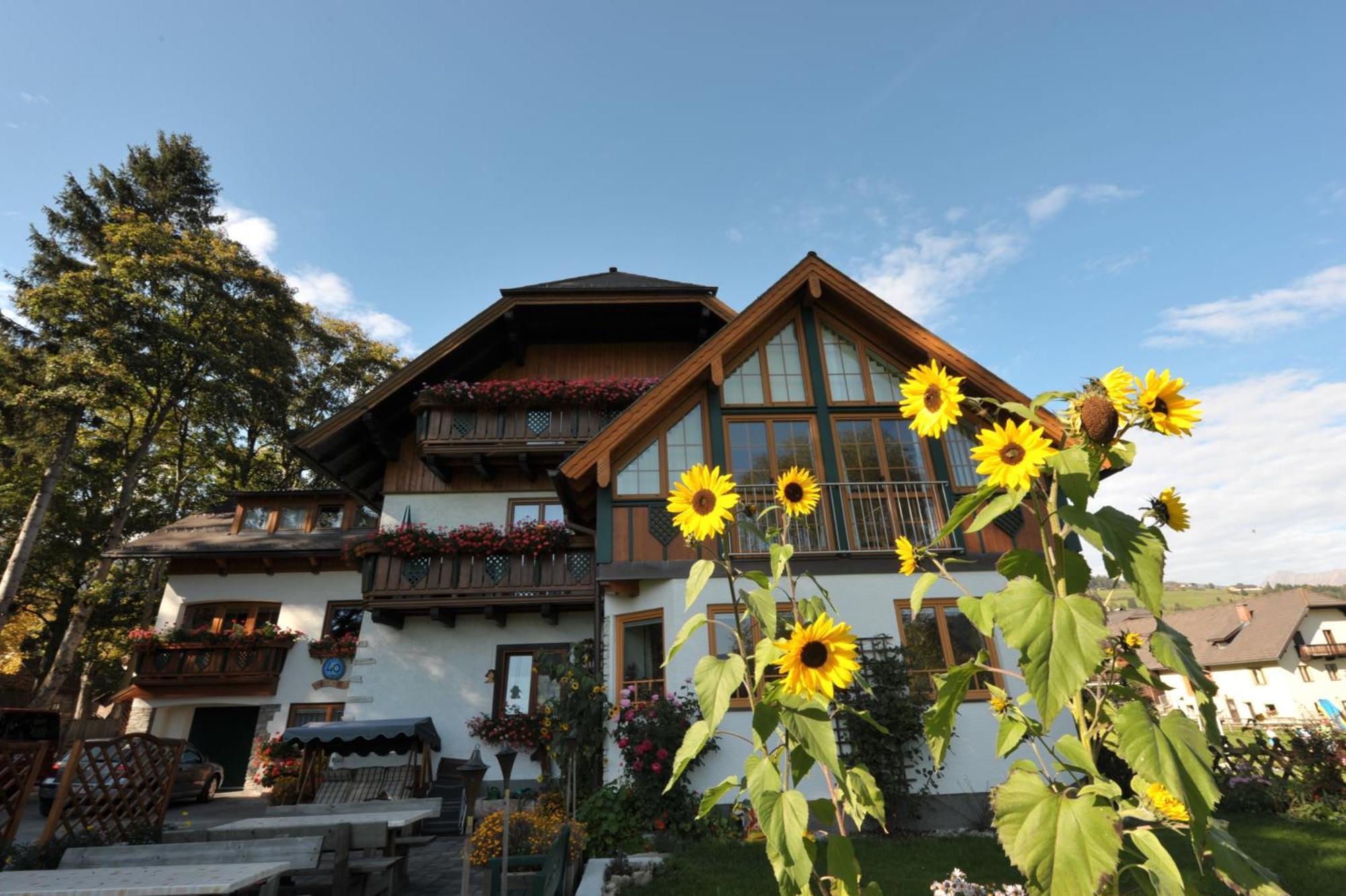 Haus Helga Hotel Mauterndorf  Exterior foto